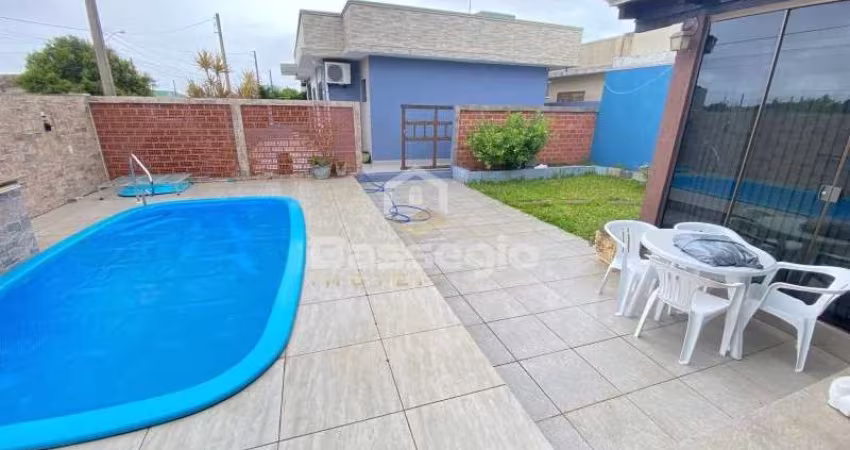 QUIOSQUE COM PISCINA E 1 QUARTO EM NOVA TRAMANDAÍ