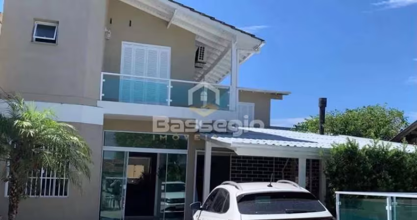 EXCELENTE SOBRADO