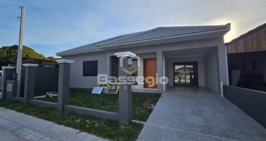 CASA NOVA COM 3 QUARTOS EM NOVA TRAMANDAÍ