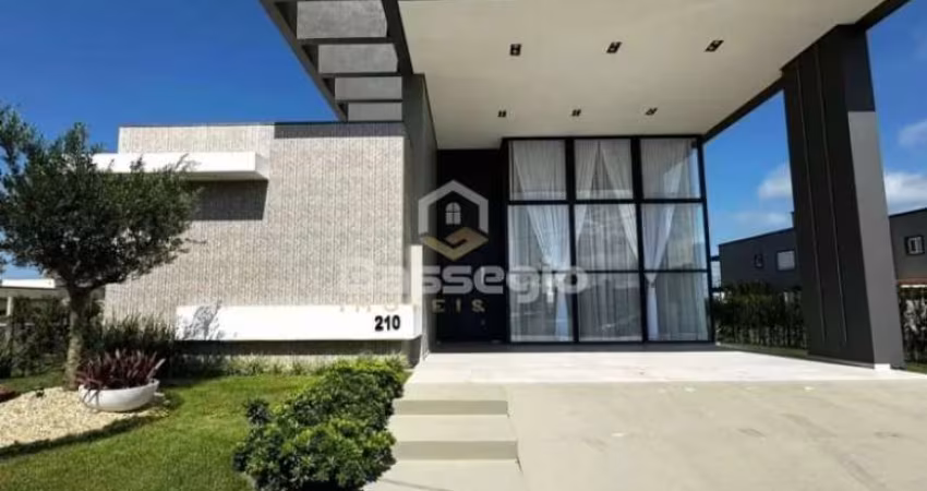CASA NO CONDOMINIO MARITIMO COM 4 QUARTOS