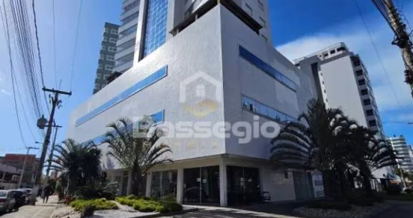 APARTAMENTO COM 2 QUARTOS E 2 GARAGEM E VISTA PRO RIO TRAMANDAÍ