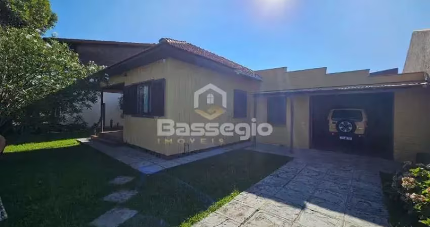 Casa com 3 quartos à venda na Castro alves, 328, Zona Nova, Tramandaí