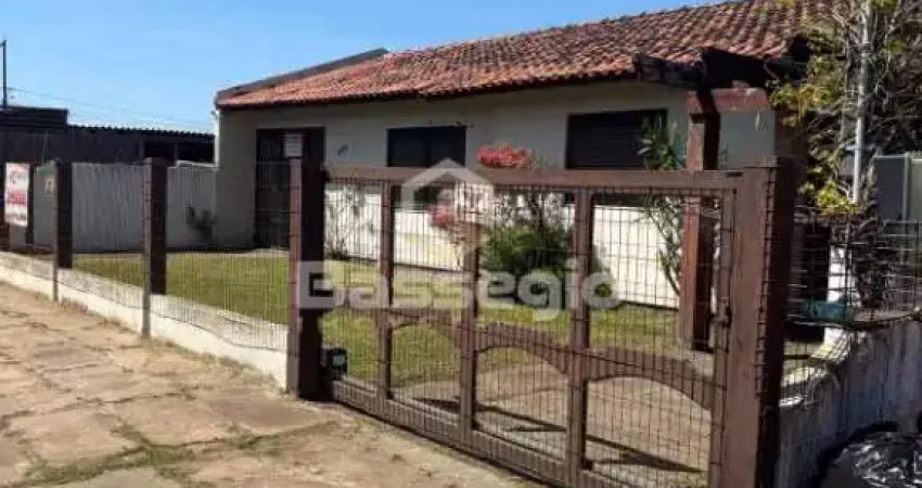 Casa com 4 quartos à venda na Av. Osvaldo Aranha, 690, Zona Nova, Tramandaí