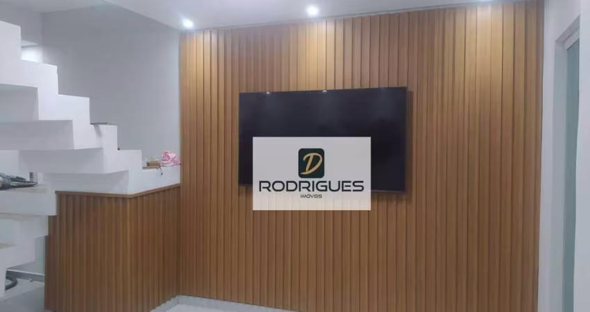 Sobrado com 4 dormitórios à venda, 160 m² por R$ 320.000,00 - Canhema - Diadema/SP