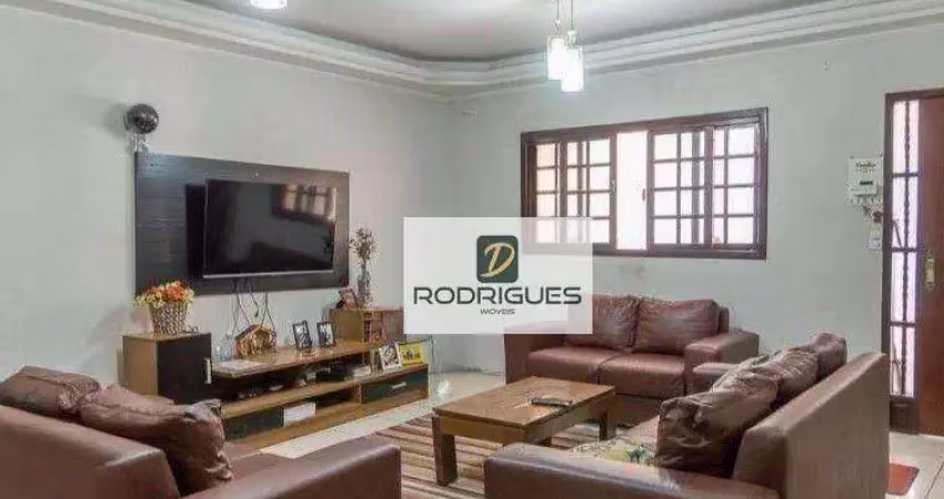 Sobrado à venda, 320 m² por R$ 650.000 - Assunção - São Bernardo do Campo/SP