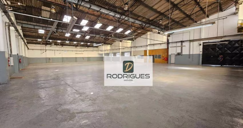 Galpão para alugar, 2270 m² por R$ 45.000,00/mês - Jardim Ruyce - Diadema/SP