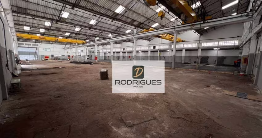 Galpão para alugar, 3700 m² por R$ 78.000,00/mês - Vila Nogueira - Diadema/SP