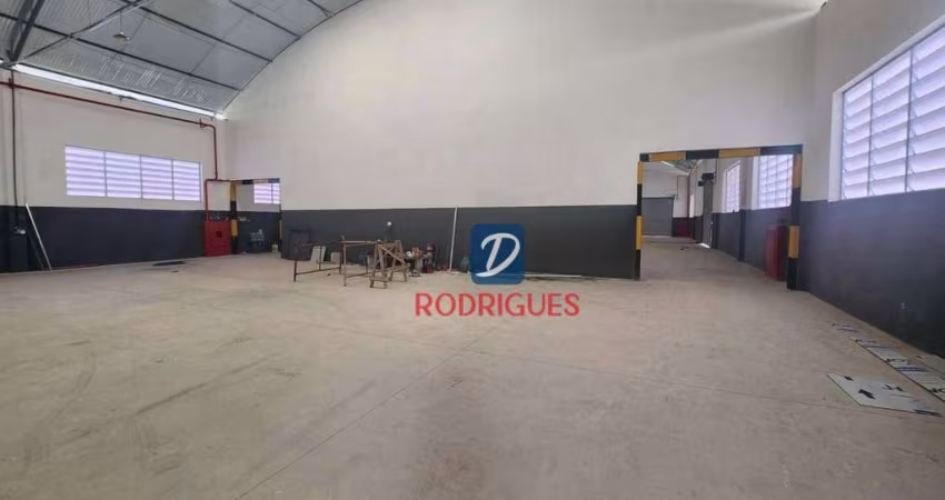 Galpão para alugar, 1500 m² por R$ 40.000,00/mês - Jardim Ruyce - Diadema/SP
