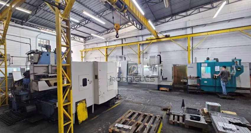 Galpão para alugar, 1380 m² por R$ 28.000/mês - Conceição - Diadema/SP