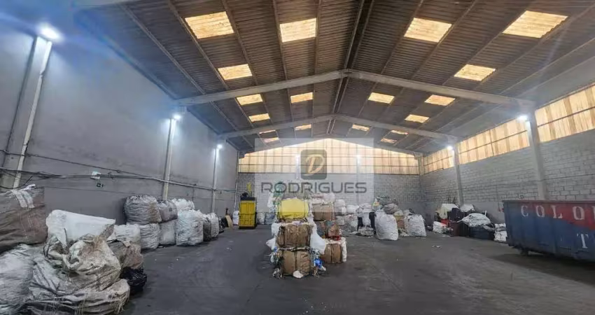 Galpão para alugar, 750 m² por r$ 18.000,00/mês - jardim yamberê - diadema/sp