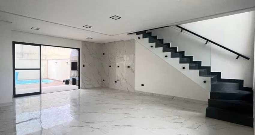Sobrado/Duplex 80m mar Praia de Leste 3 quartos(1 suíte) piscina área gourmet