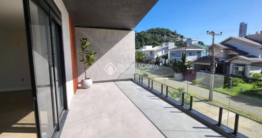 Casa em condomínio fechado com 5 quartos à venda na Avenida Marcio Ferreira de Mello e Silva, 55, Balneário Santa Clara, Itajaí