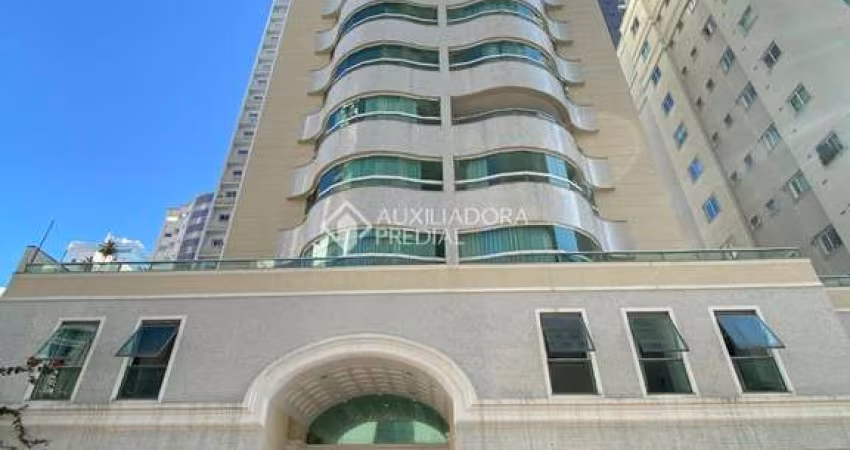 Apartamento com 3 quartos à venda na Rua Julieta Lins, 349, Pioneiros, Balneário Camboriú