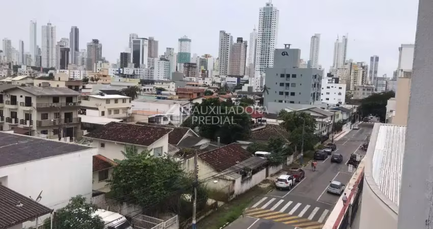 Apartamento com 3 quartos à venda na Rua Itália, 489, Nações, Balneário Camboriú