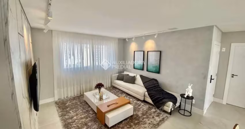 Apartamento com 3 quartos à venda na Avenida Osmar de Souza Nunes, 188, Pioneiros, Balneário Camboriú