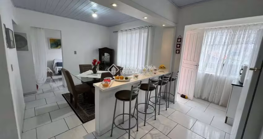 Casa com 2 quartos à venda na Rua Agrolândia, 1150, Jardim Iate Clube, Balneário Camboriú