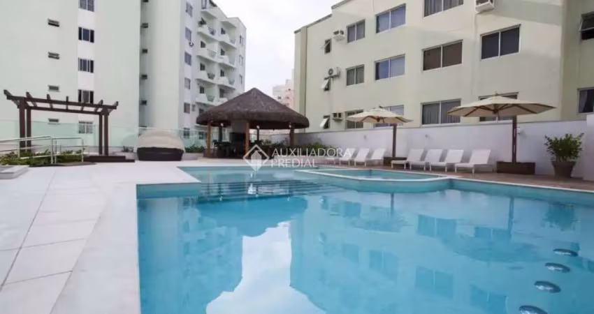 Apartamento com 3 quartos à venda na Rua 3610, 14, Centro, Balneário Camboriú
