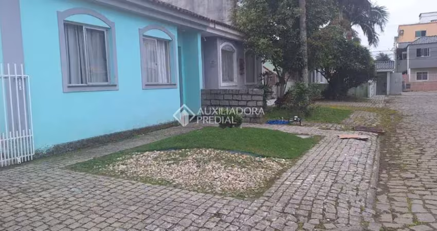 Casa em condomínio fechado com 2 quartos à venda na Rua José Rebelo da Cunha, 615, Centro, Camboriú