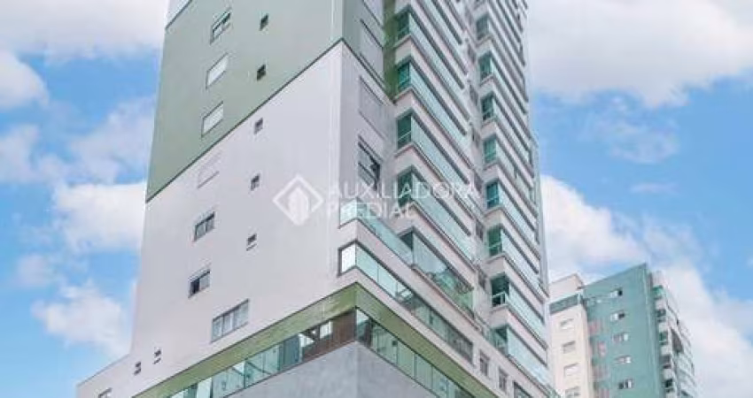 Apartamento com 3 quartos à venda na Rua 2870, 400, Centro, Balneário Camboriú