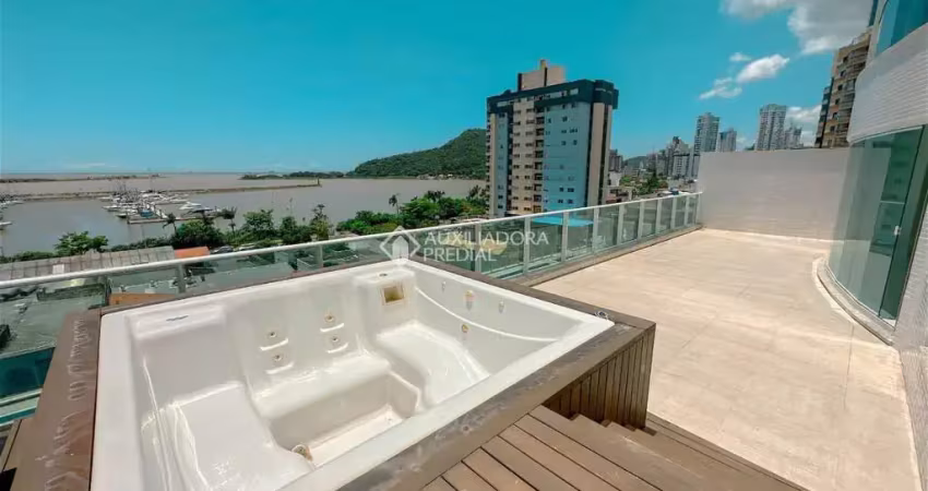 Apartamento com 4 quartos à venda na Rua Lauro Muller, 950, Fazenda, Itajaí