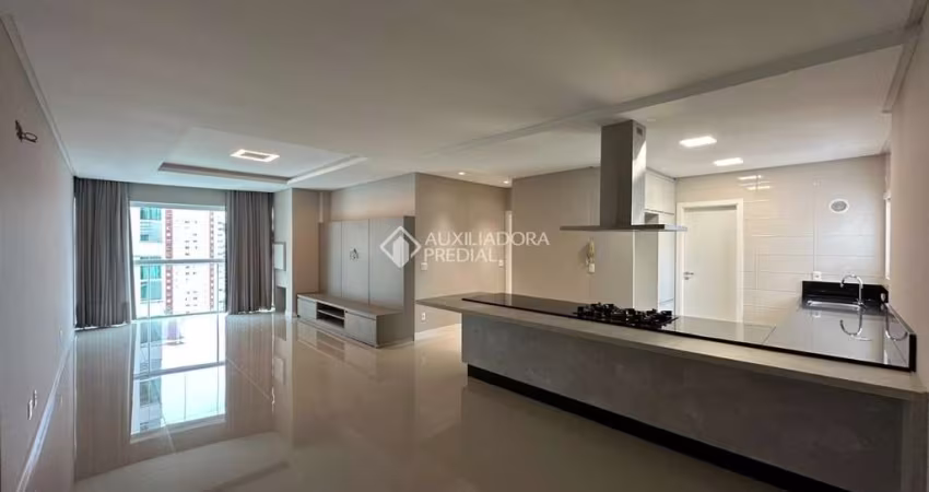 Apartamento com 4 quartos à venda na Rua José Venâncio dos Santos, 111, Pioneiros, Balneário Camboriú