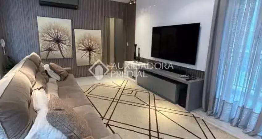 Apartamento com 3 quartos à venda na Rua 2412, 82, Centro, Balneário Camboriú