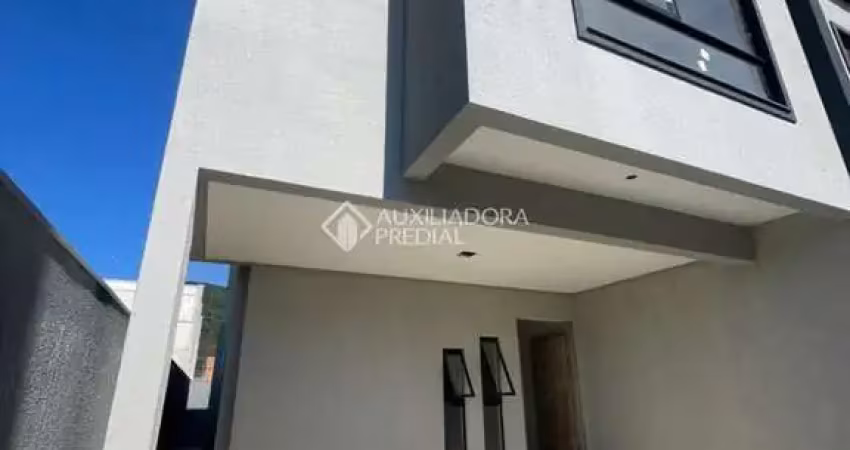 Casa com 3 quartos à venda na Rua Rio das Flores, 463, Rio Pequeno, Camboriú