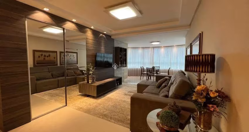Apartamento com 3 quartos à venda na Rua Miguel Matte, 252, Pioneiros, Balneário Camboriú