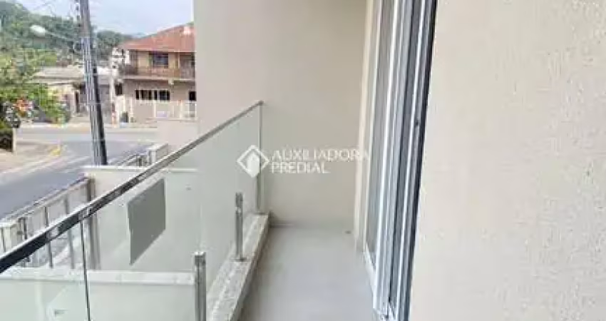 Casa com 2 quartos à venda na Rua Porto Velho, 110, Areias, Camboriú