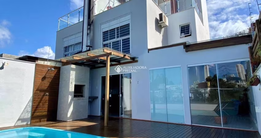 Casa com 3 quartos à venda na Rua Juruva, 205, Ariribá, Balneário Camboriú