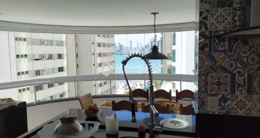 Apartamento com 3 quartos à venda na Rua Justiniano Neves, 77, Pioneiros, Balneário Camboriú
