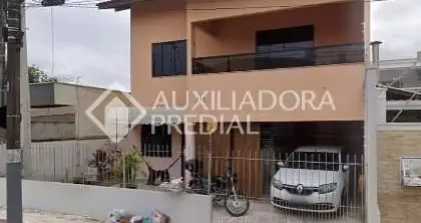 Casa com 3 quartos à venda na Rua 3122, 480, Centro, Balneário Camboriú
