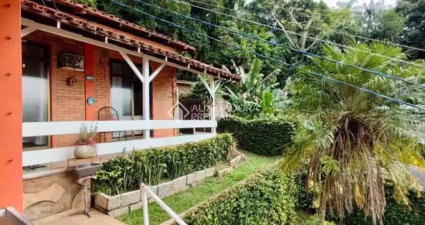 Casa com 4 quartos à venda na Antônio Meneses Vasconcelos Drumond, 235, Fazenda, Itajaí