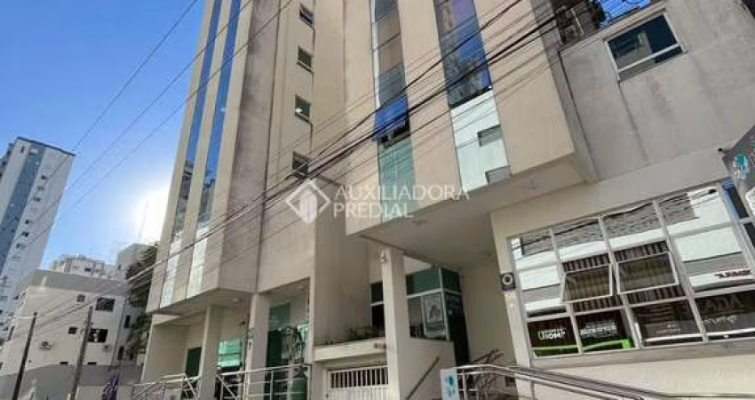 Sala comercial à venda na Rua Protásio Boaventura Caetano, 56, Pioneiros, Balneário Camboriú