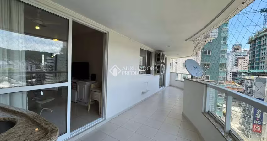 Apartamento com 2 quartos à venda na Avenida 3ª Avenida, 141, Centro, Balneário Camboriú