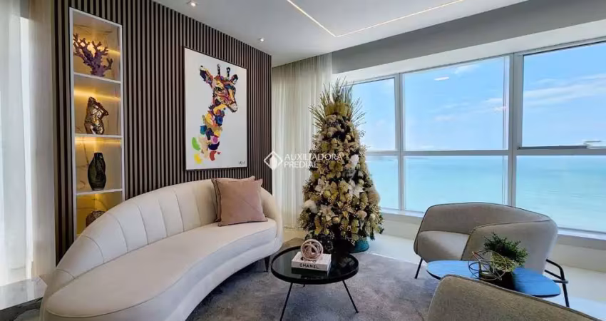 Apartamento com 3 quartos à venda na Avenida Atlântica, 4700, Centro, Balneário Camboriú