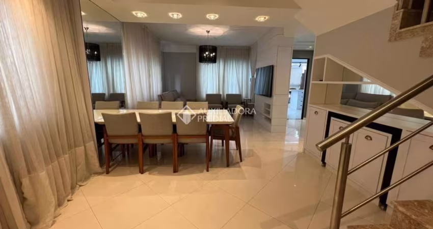 Cobertura com 3 quartos para alugar na Rua 2300, 548, Centro, Balneário Camboriú