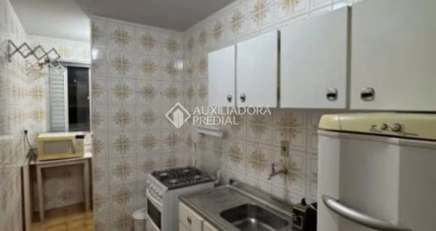 Apartamento com 2 quartos para alugar na Rua 2000, 512, Centro, Balneário Camboriú