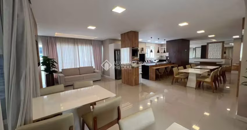 Apartamento com 3 quartos à venda na Rua 1542, 55, Centro, Balneário Camboriú