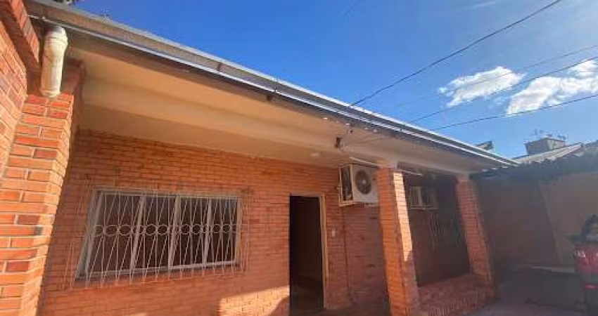 Casa com 3 dormitórios para alugar, 1 m² por R$ 5.245,00/mês - Centro - Gravataí/RS