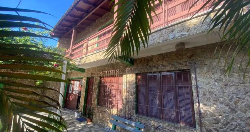 Sobrado com 3 dormitórios à venda, 210 m² por R$ 535.000,00 - Parque Olinda - Gravataí/RS