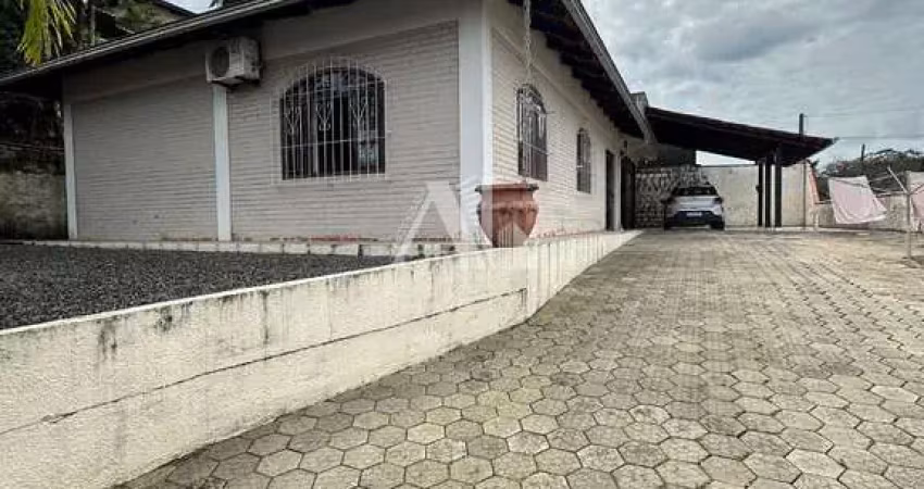 Casa com 3 quartos à venda na Rua Gago Coutinho, Guanabara, Joinville