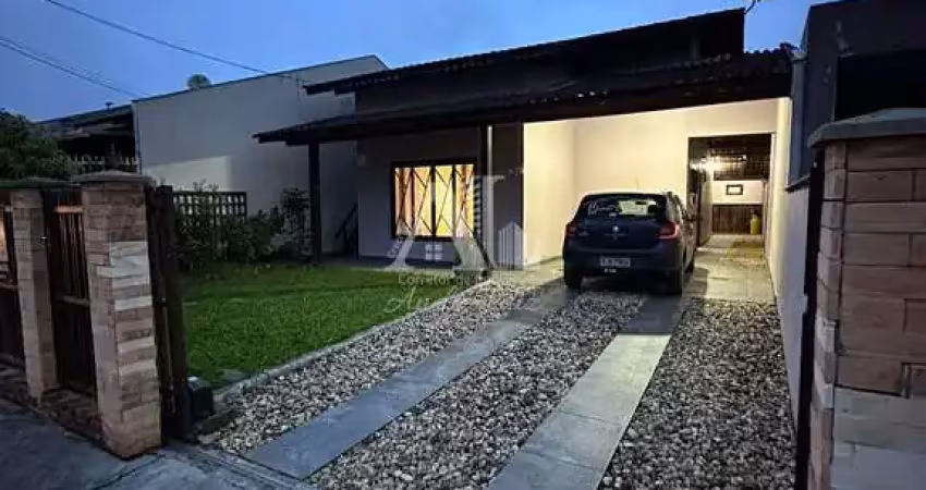 Casa com 3 quartos à venda na Rua João da Costa Júnior, João Costa, Joinville