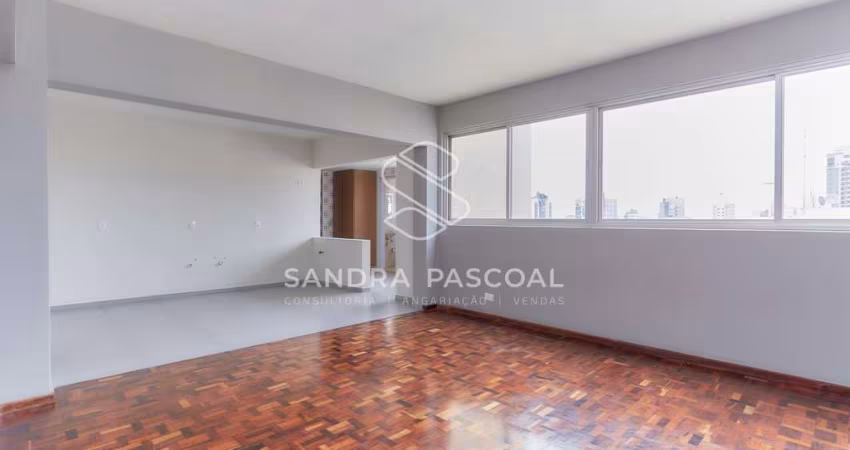 Amplo Apartamento no Centro de Curitiba, 4 quartos, 188m²