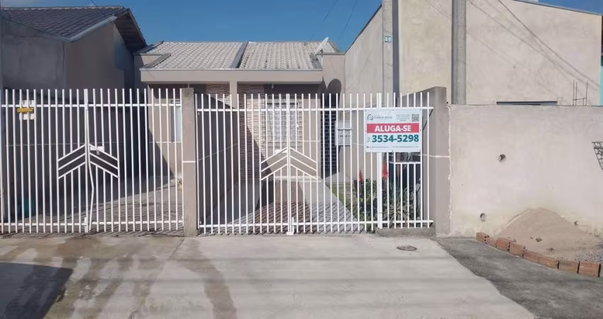 Linda casa semi-mobiliada para locação no bairro Umbará, em Curitiba