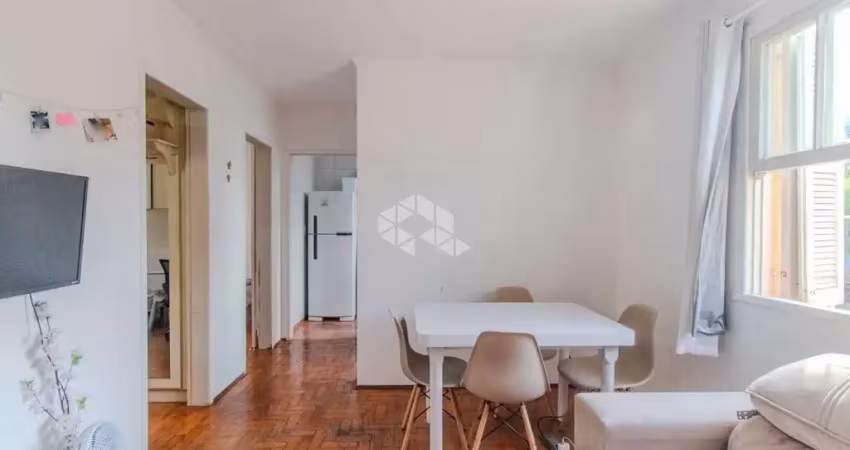 Apartamento 2 dormitórios mobiliado  no bairro menino deus