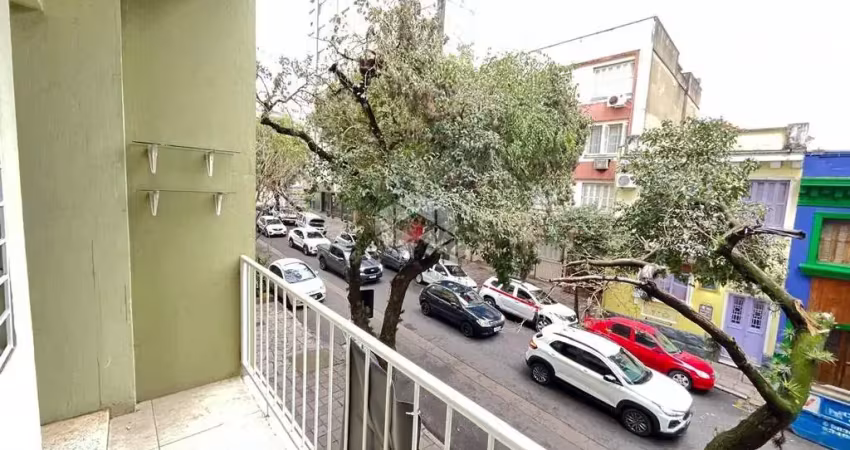 Apartamento com 3 quartos à venda na Rua Duque de Caxias, 707, Centro Histórico, Porto Alegre