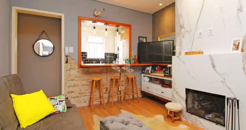Apartamento de 2 dormitórios com lareira no bairro menino deus a metros do shopping praia de belas