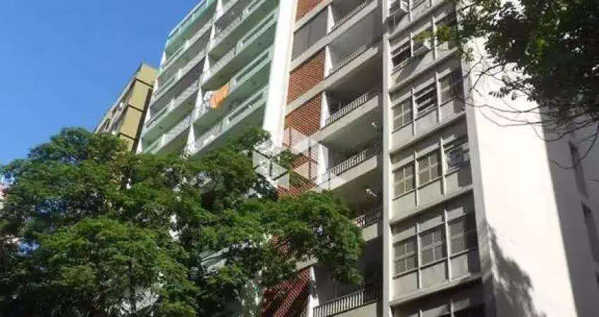 Apartamento a venda, de 2 dormitórios, na andradas, no centro histórico.