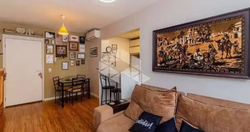 Apartamento á venda com 02 dormitórios / quartos com 01 suíte e 01 vaga na estrada joão salomoni no bairro vila nova em porto alegre / rs.